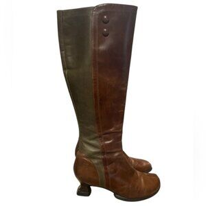 John Fluevog Two Tone Side Zip Boots  6 5